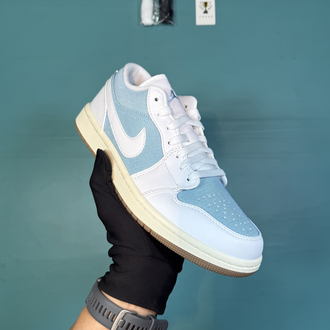Jordan Low Mavi Beyaz