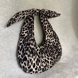 Leopar fiyonklu Mini Bag