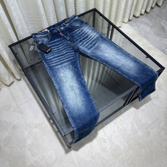 DSQUARED2