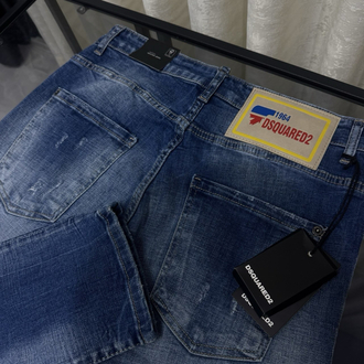 DSQUARED2
