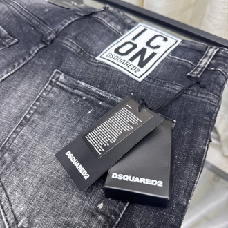 DSQUARED2