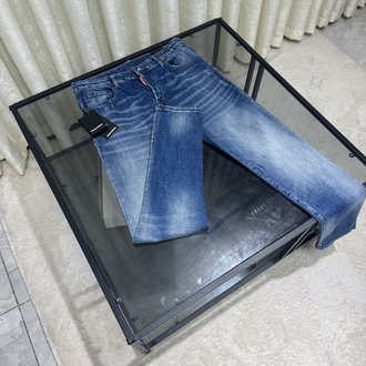 DSQUARED2