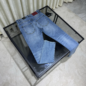 DSQUARED2