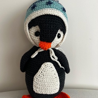 Mavi Ponponlu Penguen