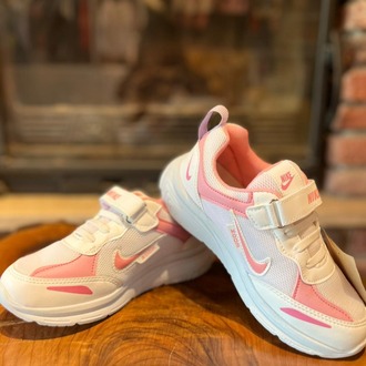 Nike Ayakkabı