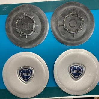 Lancia Delta 16'' jant göbeği kapağı adet