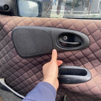 Ford Escort Sağ/Sol Ön Kapı Kolu Hoparlör Çerçevesi