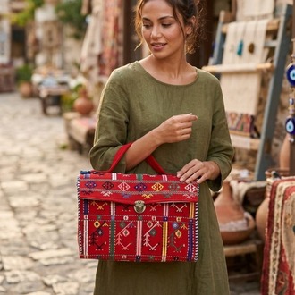 Red Chest Bag HB14