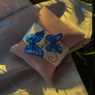 Kelebek motifli handmade bileklik