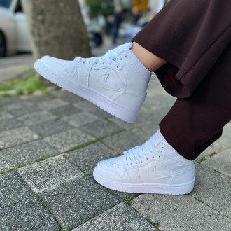 Air Jordan 1 Mid / High – Full Beyaz Sneakers