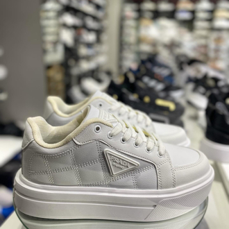 Prada Downtown Kalın Tabanlı Beyaz Kadın Sneakers