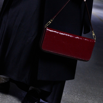 UMİ AFTER MIDNIGHT | BORDO Baget East-West Çanta - Bag Charm Hediyeli