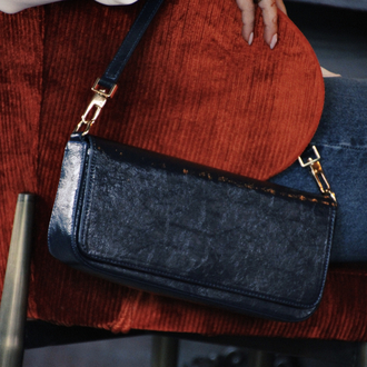 UMİ BLUE HOUR | LACİVERT RUGAN Baget East West Çanta - Bag Charm Hediyeli