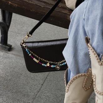 UMİ LAST CALL | KOYU KAHVE RUGAN Baget East-West Çanta - Bag Charm Hediyeli