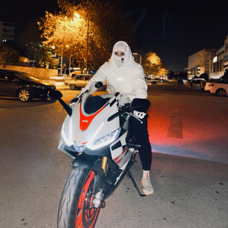 Reflektörlü Kapşonlu Sweatshirt