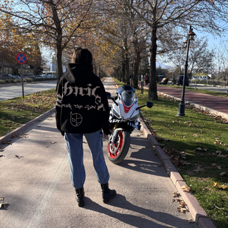 Reflektörlü Kapşonlu Sweatshirt