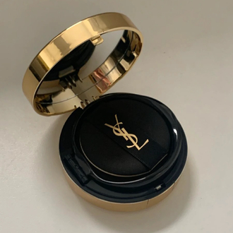 YSL Cushion Fondoten