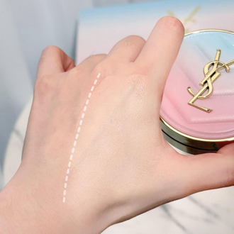 YSL Cushion Fondoten