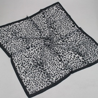 Leopar Desenli Şifon Eşarp