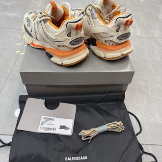 Balenciaga track beyaz orange