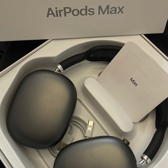 AirPods max