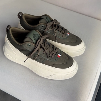 YEŞİL MONCLER