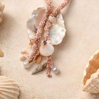 Ocean Whisper – Handmade Necklace with Seashells