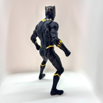 Özel Üretim Black Panther 3D Baskı Koleksiyon Figürü (18 cm)