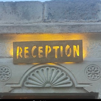 Işıklı Reception Tabelası