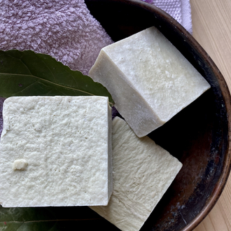 Defne Yağlı Sabun(%30 Defne Tohumu) 1 Kg.