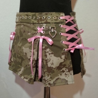 Dolly Up • Kamuflaj Etek