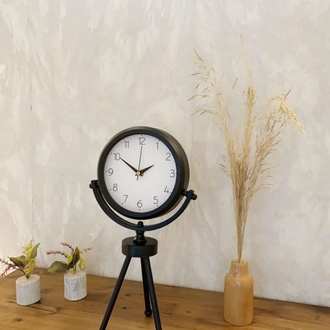 Siyah Metal Mini Tripod Zarif Masa Saati 45×26 cm