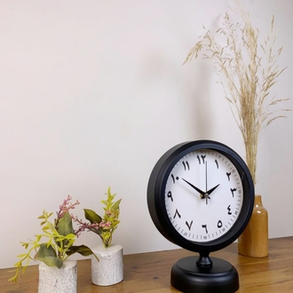 Siyah Metal Farsça Masa Saati 25×20 cm