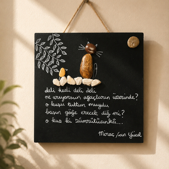 Kedi edebiyatlı "pebble art" tablo