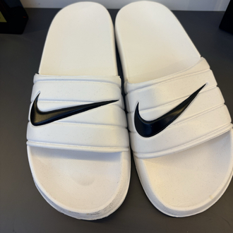 Nike Calm Beyaz Terlik 