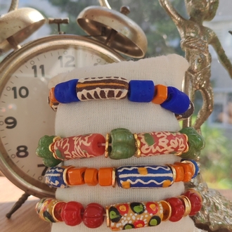 Ghana & Bracelet