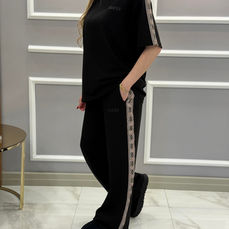 Guess şeritli siyah takım