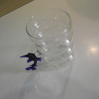 ısıya dayanıklı köpekbalığı figürlü  330 ml cam bardak