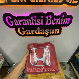 Kırmızı kılıf