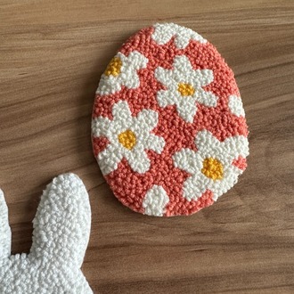 Papatyalı Paskalya Yumurtası Bardak Altlığı