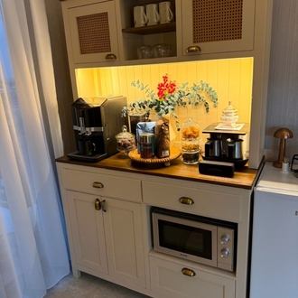 LED ışıklı model dolaplarımiz