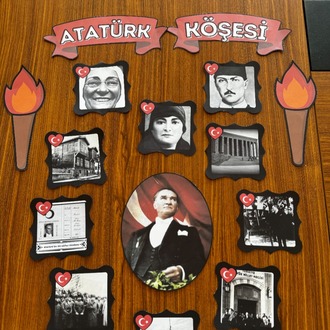 Atatürk Köşesi Panosu
