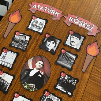 Atatürk Köşesi Panosu