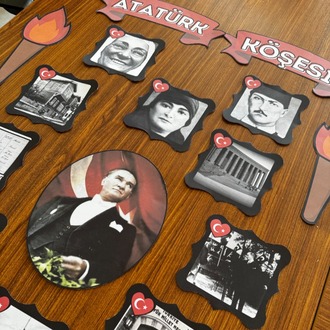 Atatürk Köşesi Panosu