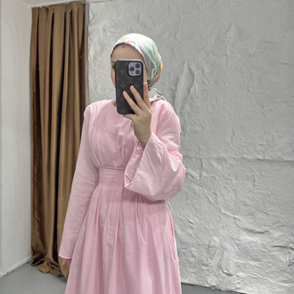Bel vurgulu elbise pembe