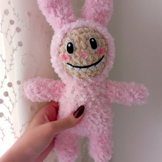 pembe labubu