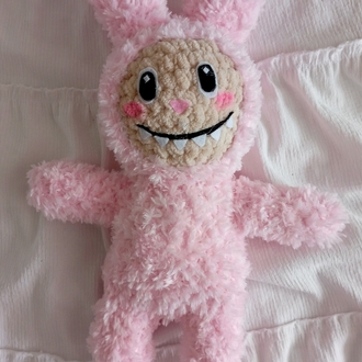 pembe labubu