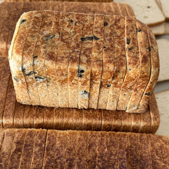 930g %100 Ekşi Mayalı Zeytinli Kekikli Tost Ekmeği 