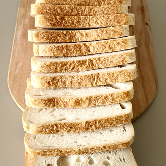 2000g %100 Ekşi Mayalı Sütlü Tereyağlı XL Tost Ekmeği