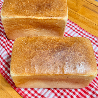 Ekşi mayalı sütlü tereyağlı tost ekmeği